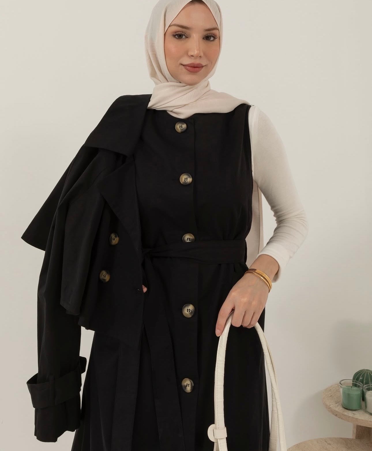 ترانشكوت قطعتين