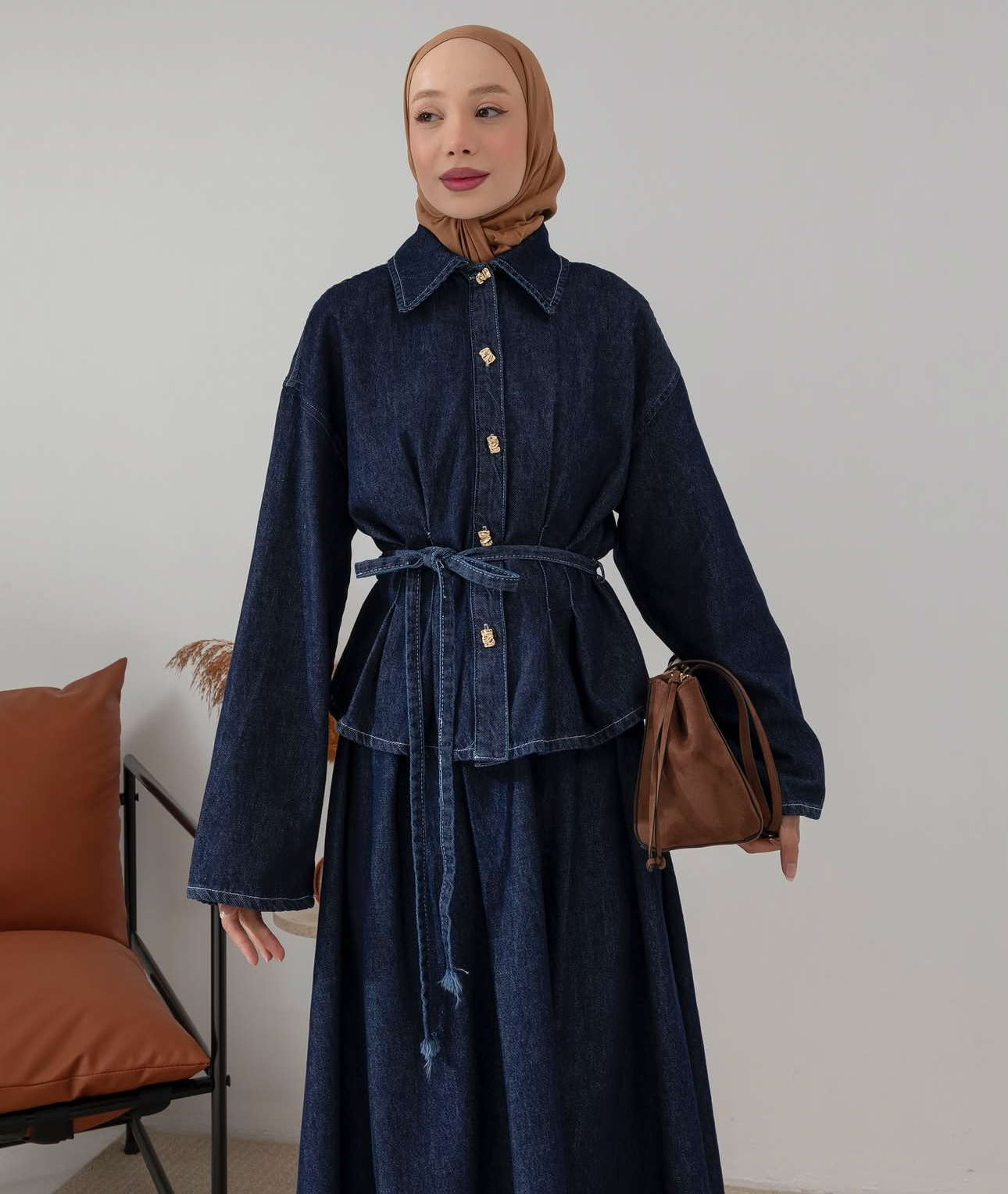 طقم جينز تنورة