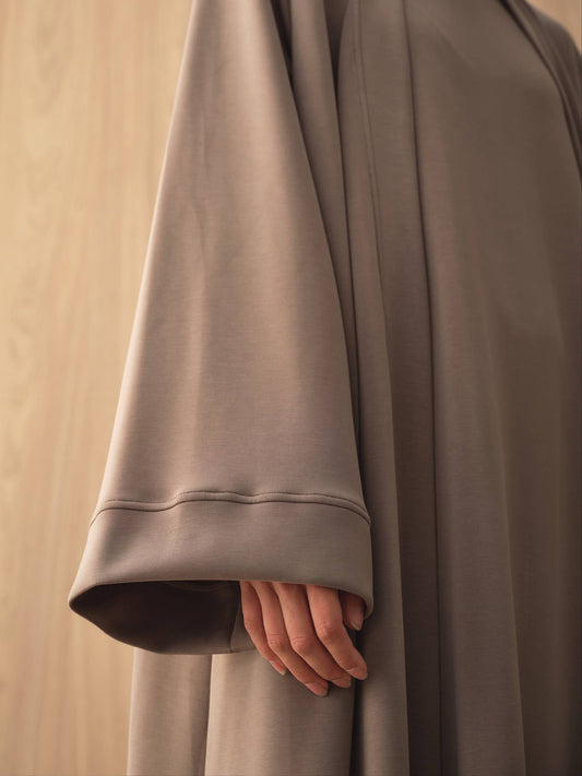 عباية اويشو رياضية