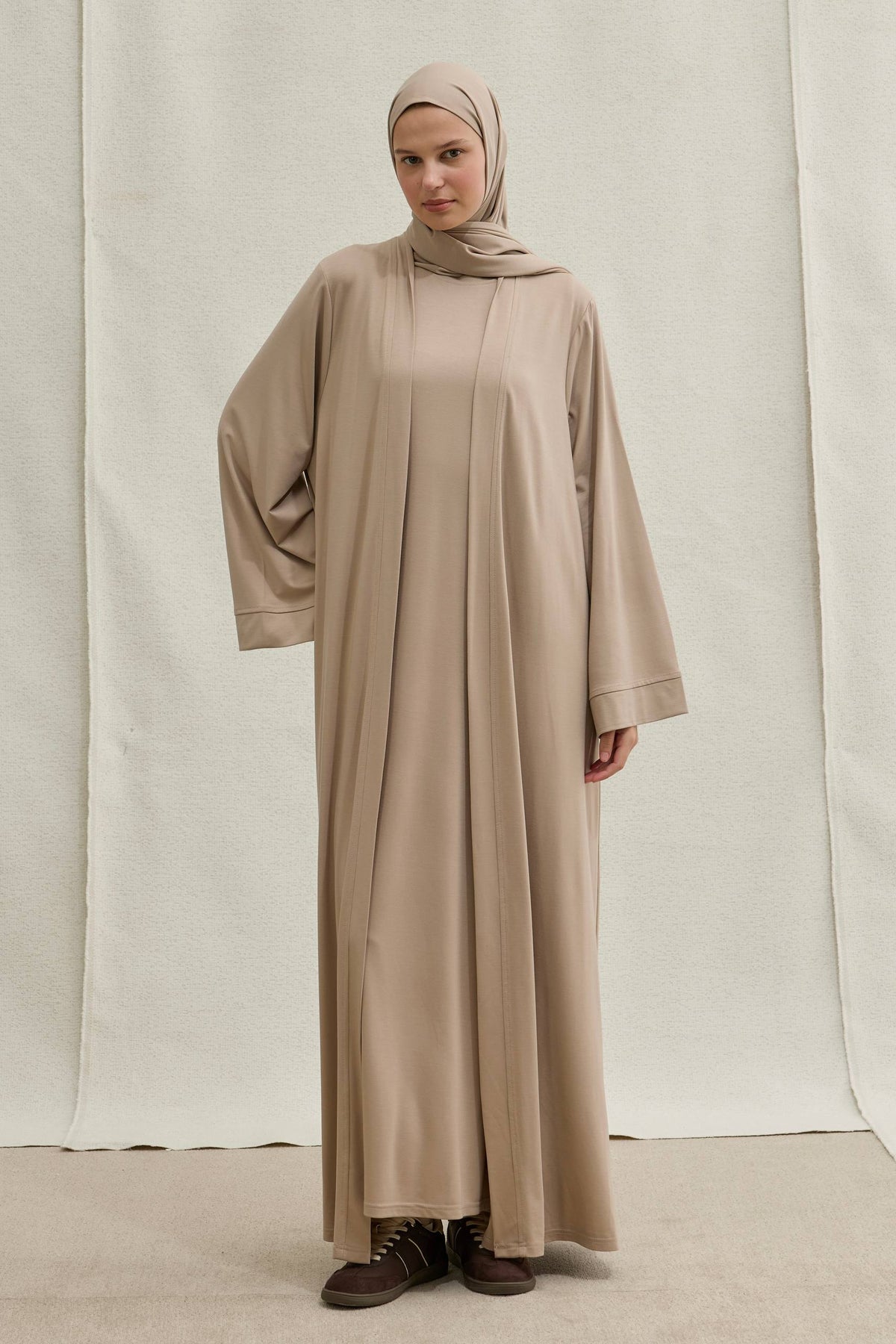 عباية اويشو رياضية