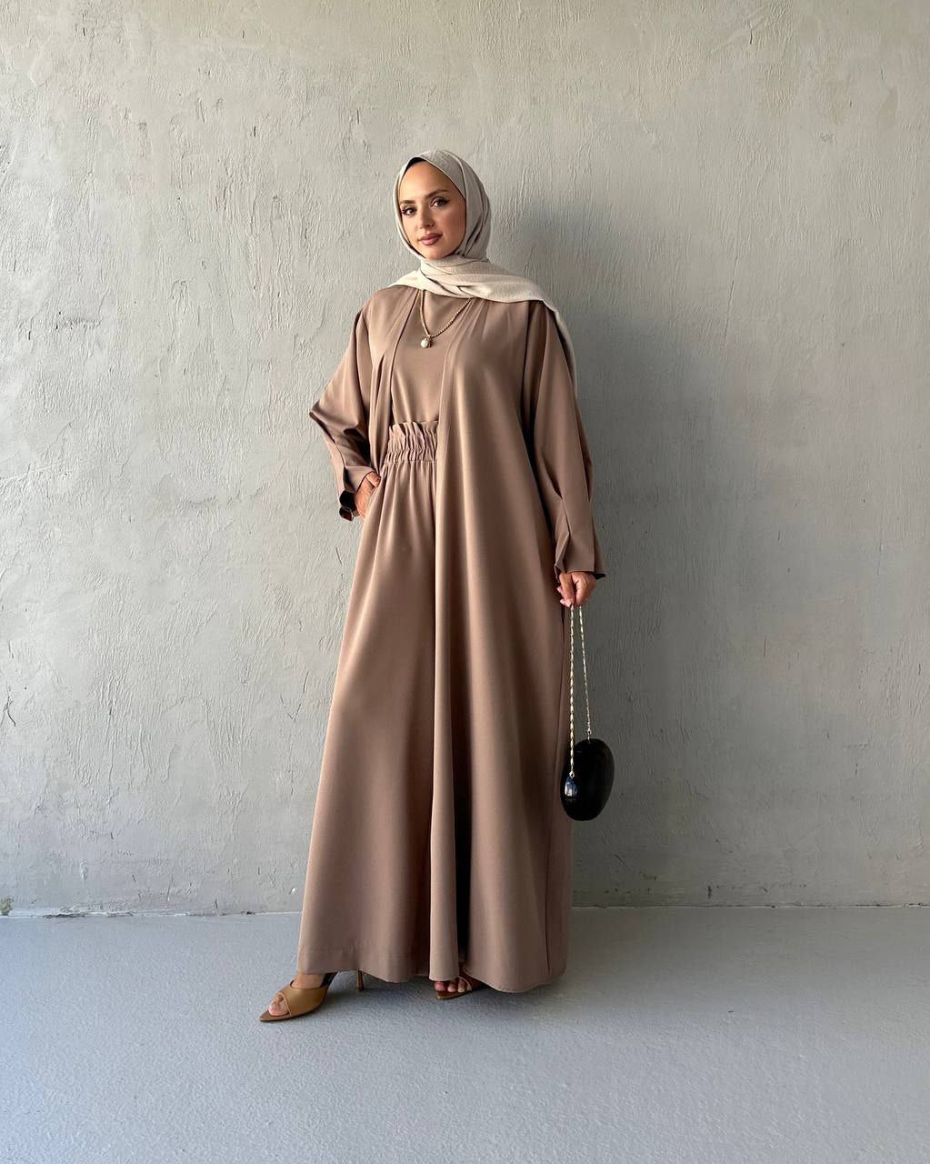 طقم عباية
