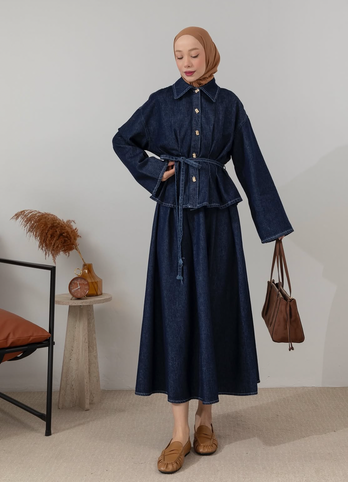 طقم جينز تنورة